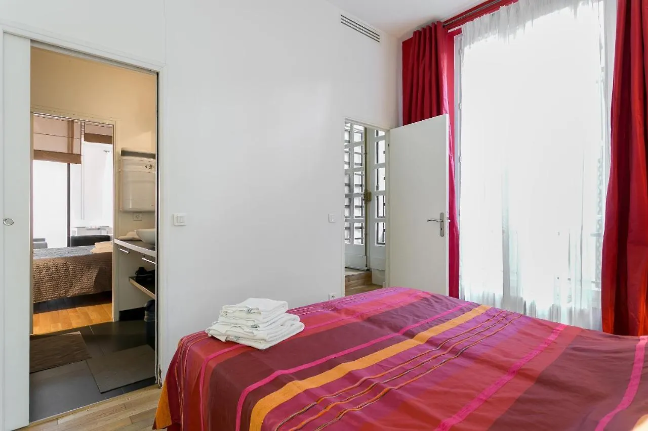 Apartament Le Marais Place Sainte Catherine With Ac
